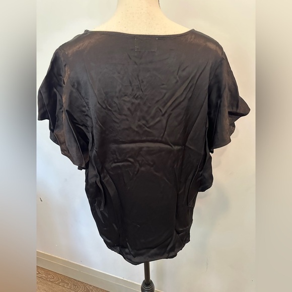 Nation  Ltd. USA Black Satin Top Butterfly Sleeves SZ M NWOT - Picture 3 of 5
